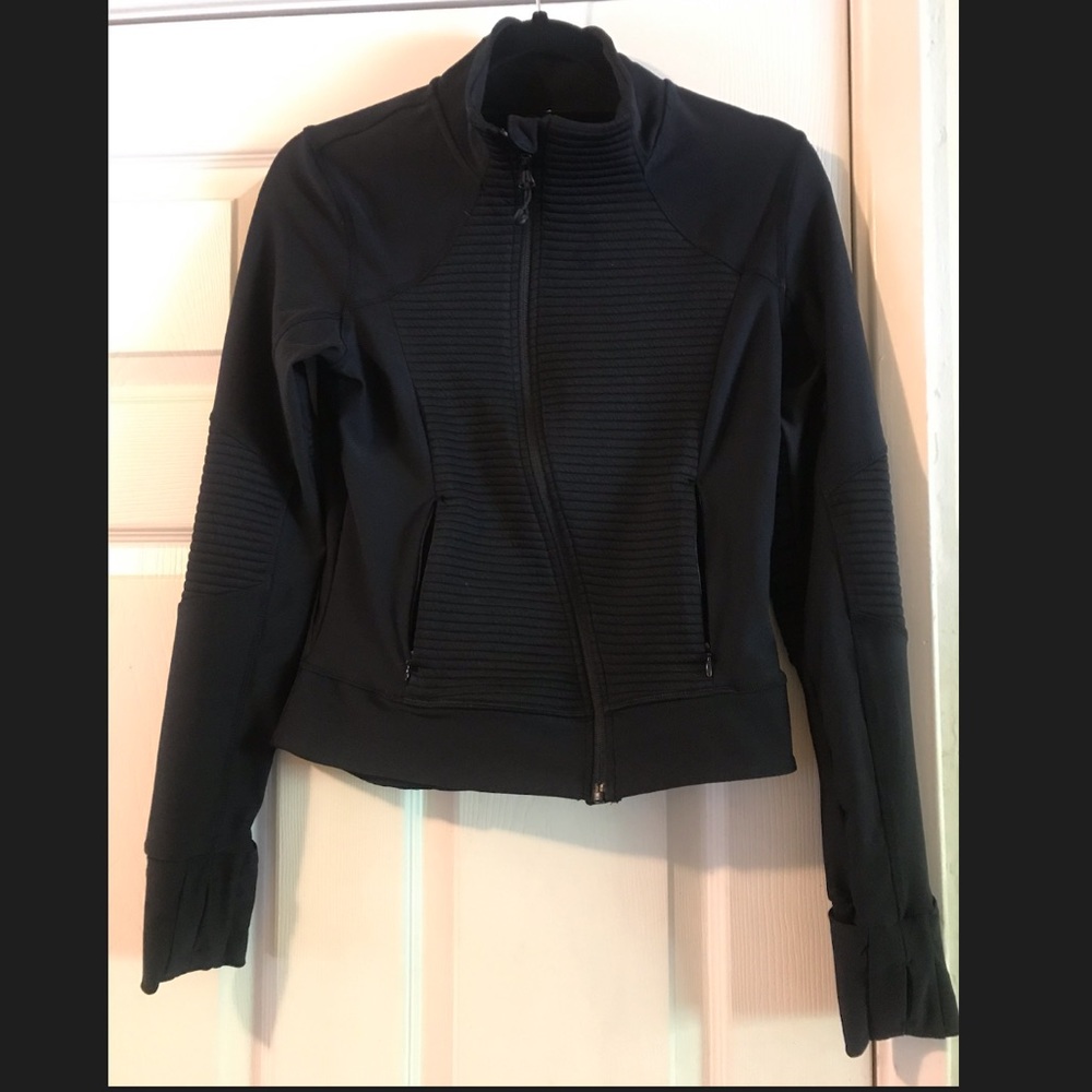 Mondetta Workout jacket w/ thumb holes